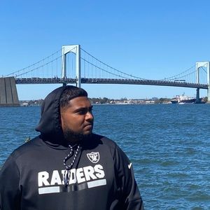 Meet your Posher, Nicholas